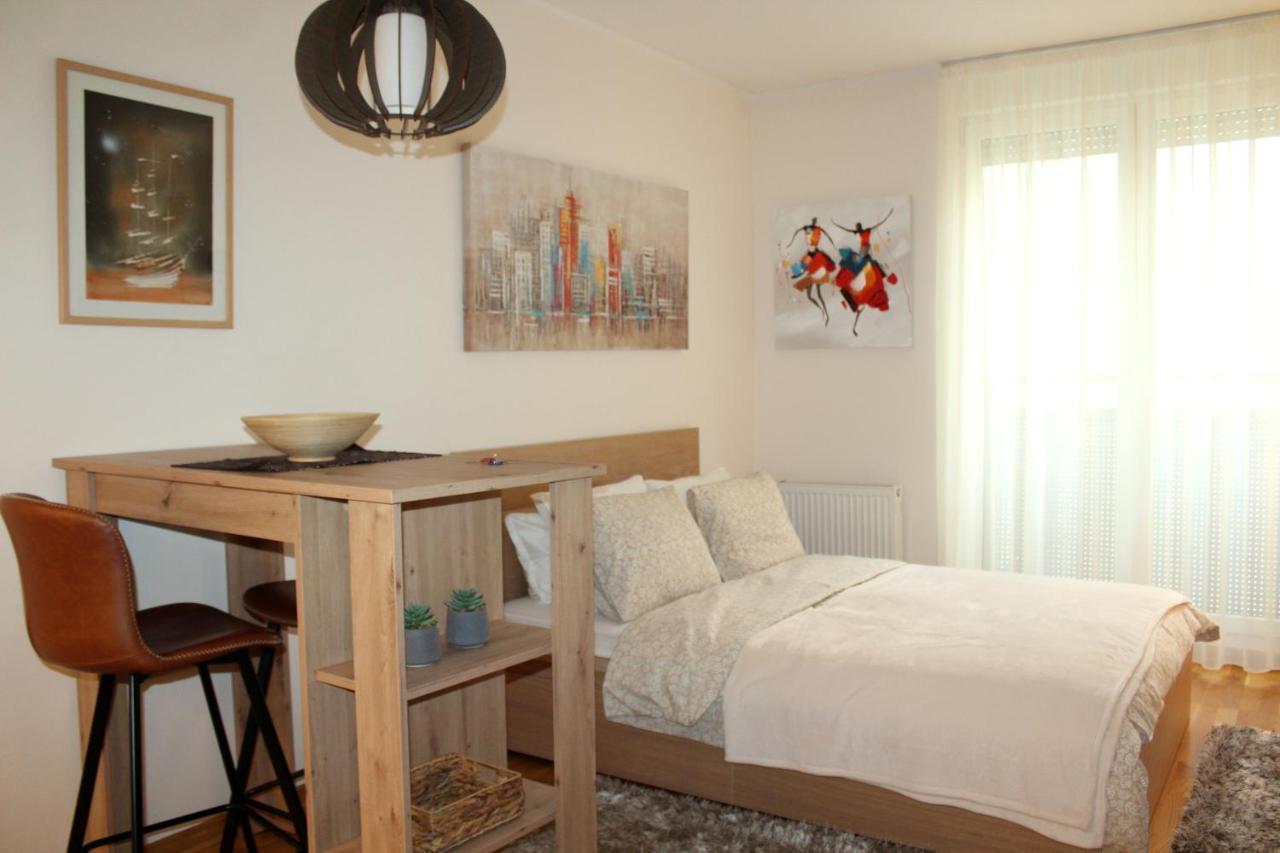 נובי סאד Downtown Apartment מראה חיצוני תמונה